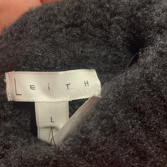 Leith ladies turtleneck crapped size L sweater - Picture 3 of 4